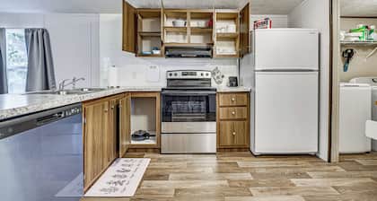 Riverfront Floral City Stay w/ Dock & Hot Tub!