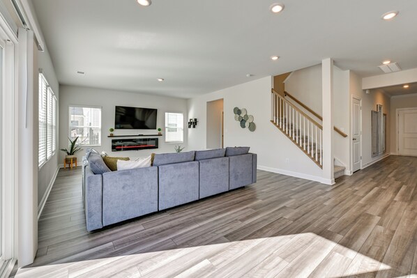 House (4 Bedrooms) | Interior