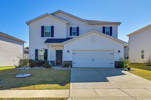 House (4 Bedrooms) | Interior