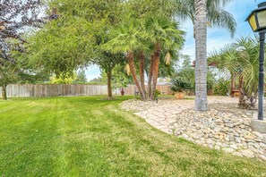 Interior - Outdoor Kitchen & Patio! Central Valley Hacienda (Atwater)