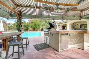 Interior - Outdoor Kitchen & Patio! Central Valley Hacienda (Atwater)
