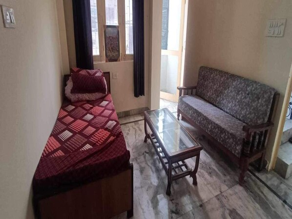 Room, 2 Bedrooms, Terrace | 2 bedrooms