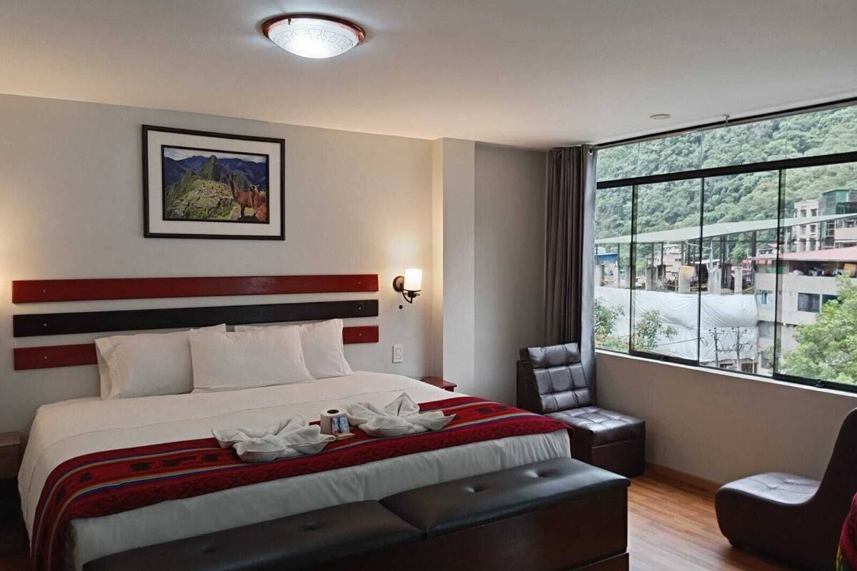 Junior Suite, City View | Free WiFi