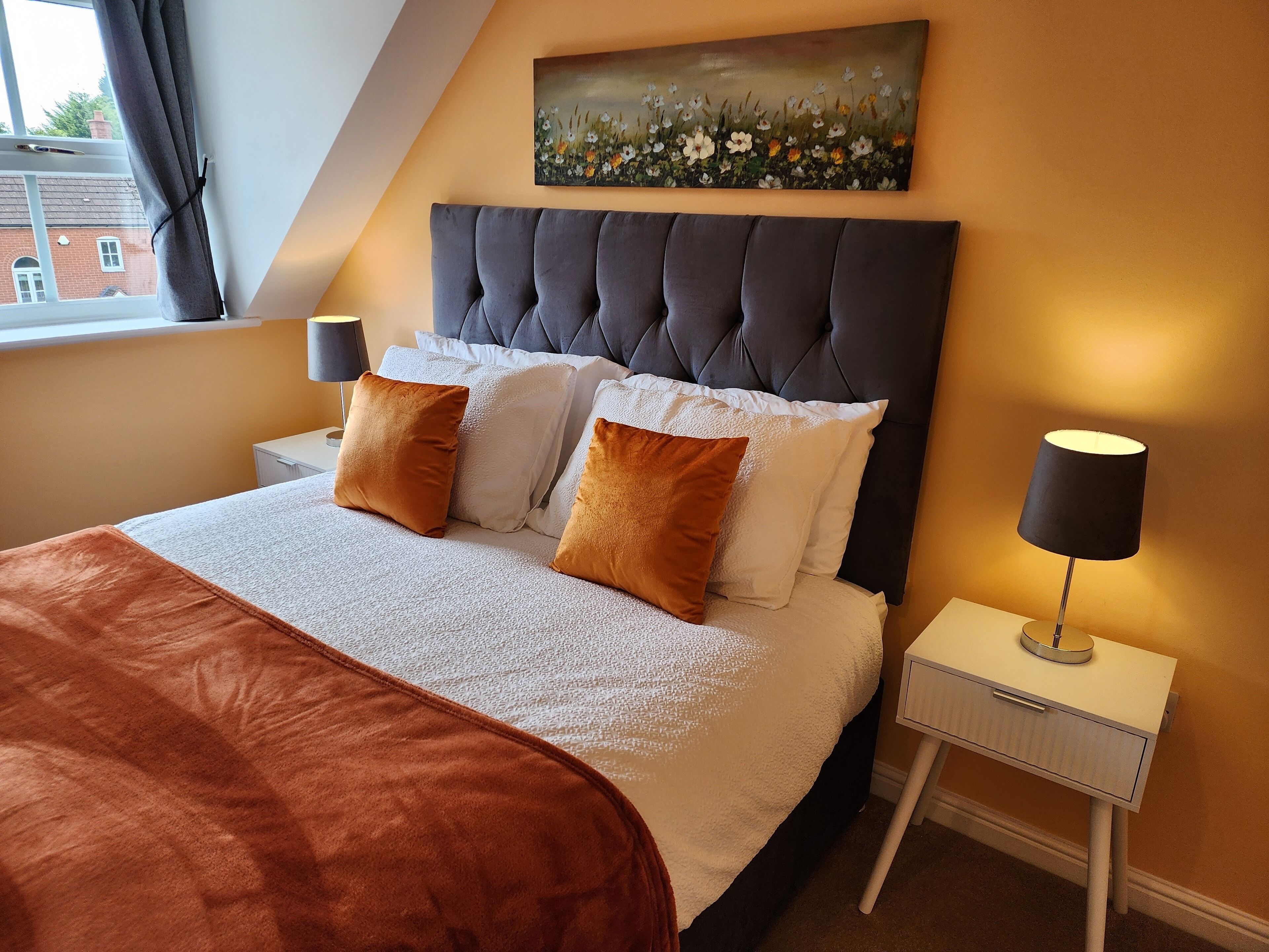 Desk, iron/ironing board, free WiFi, bed sheets