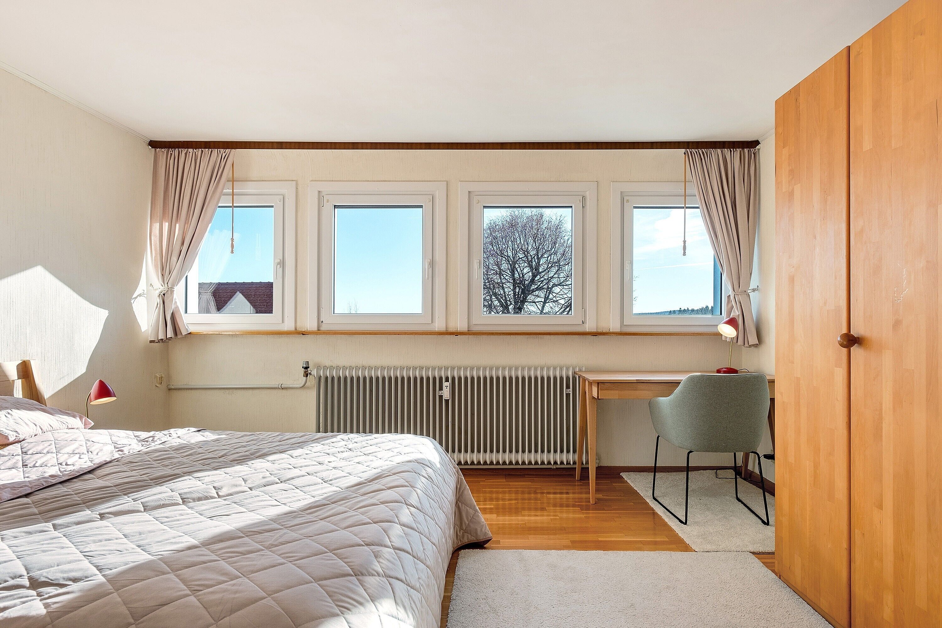 Bügeleisen/Bügelbrett, WLAN, Bettwäsche