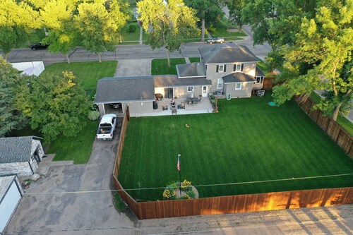 Peaceful 4-Bedroom Small-Town Retreat in Quiet Hancock, Minnesota