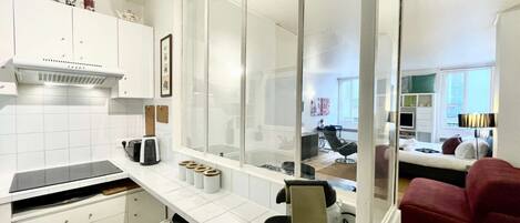 Kochgeschirr/Geschirr/Besteck