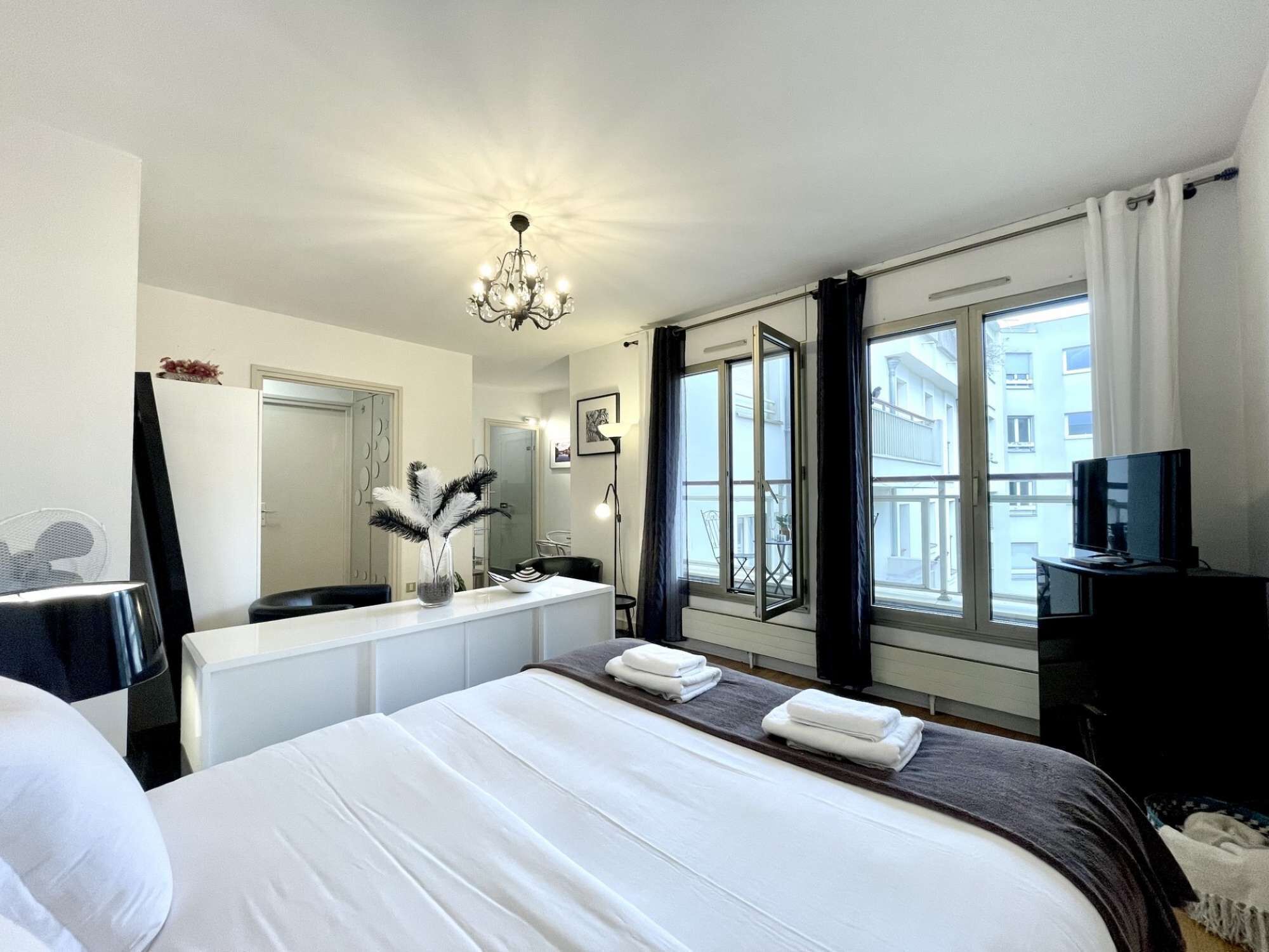 1 makuuhuone, silitysrauta/-lauta, Wi-Fi, vuodevaatteet