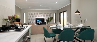 3-bedroom house in quaint Johannesburg with private garden