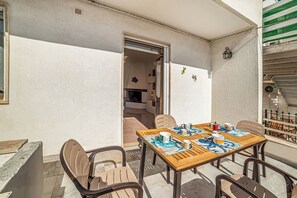 Apartamento standard, vários quartos (La Casa Del Lido 1) | Área para churrasco/piquenique