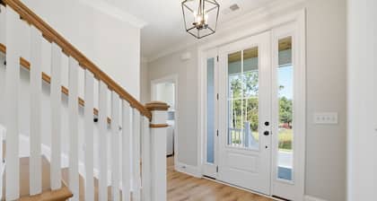 *Beach Retreat* New Rental 4 BR short golf cart ride Pawleys Pet Friendly