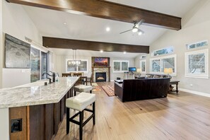 Interior - Chalet Near The Tahoe Keys: BBQ, Fireplace (South Lake Tahoe)