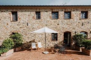 Terrace/patio - Four-room flat 6/8 sleeps Nr 4 (Cornocchia)