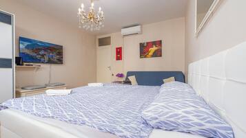 Classic Apartment, Partial Sea View | Free WiFi