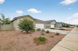 House, 3 Bedrooms | Exterior