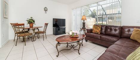 Townhome, 3 Bedrooms | Living area