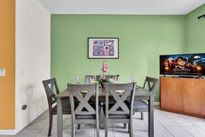 Nhà liên kế, 3 phòng ngủ | Khu ăn uống