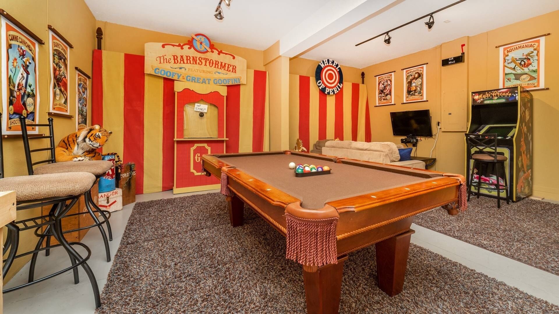 House, 5 Bedrooms | Game room