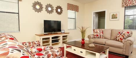 Maison, 6 chambres | Coin séjour