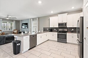 House, Multiple Bedrooms | Private kitchen | Fridge, oven, coffee/tea maker, toaster - ChampionsGate 9 Bedroom Pool Home with Game Room 9 Home (Davenport)