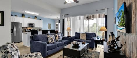 Casa, 5 habitaciones | Área de sala de estar
