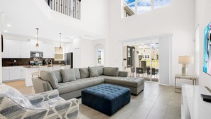 Casa, 5 quartos | Área de estar