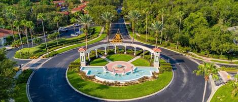 House, 4 Bedrooms | Exterior