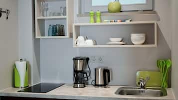 Traditional Apartment | Private kitchen | Electric kettle