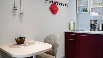 Căn hộ truyền thống | Bếp riêng | Ấm điện