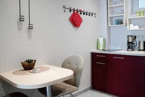 Traditional-Apartment | Eigene Küche | Esstisch