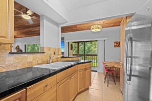 Fridge, microwave, oven, stovetop - One-of-a-Kind Two-Story Condo in the Heart of the Meadows, Sarasota (Sarasota)