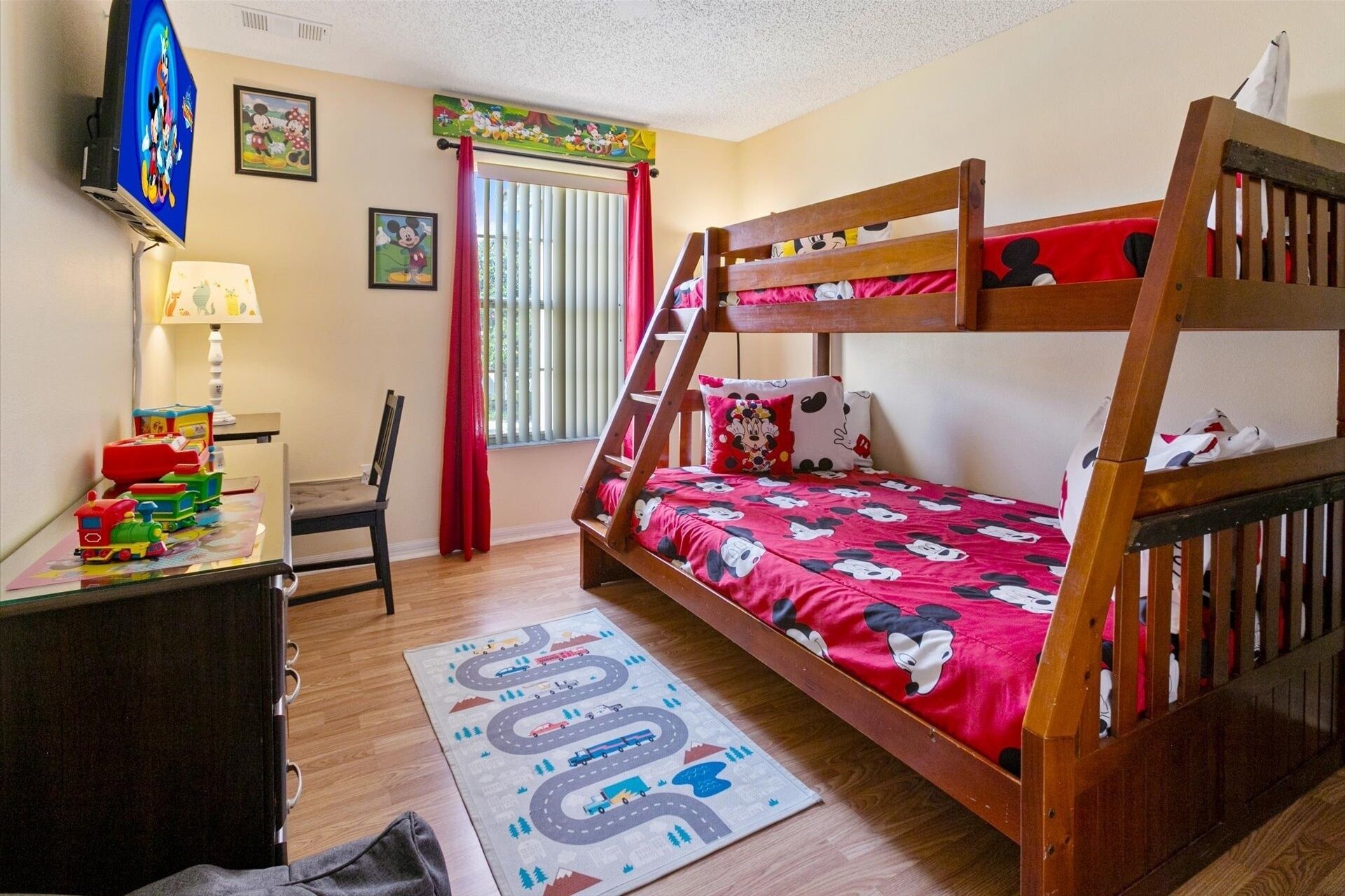 3 chambres, Wi-Fi gratuit