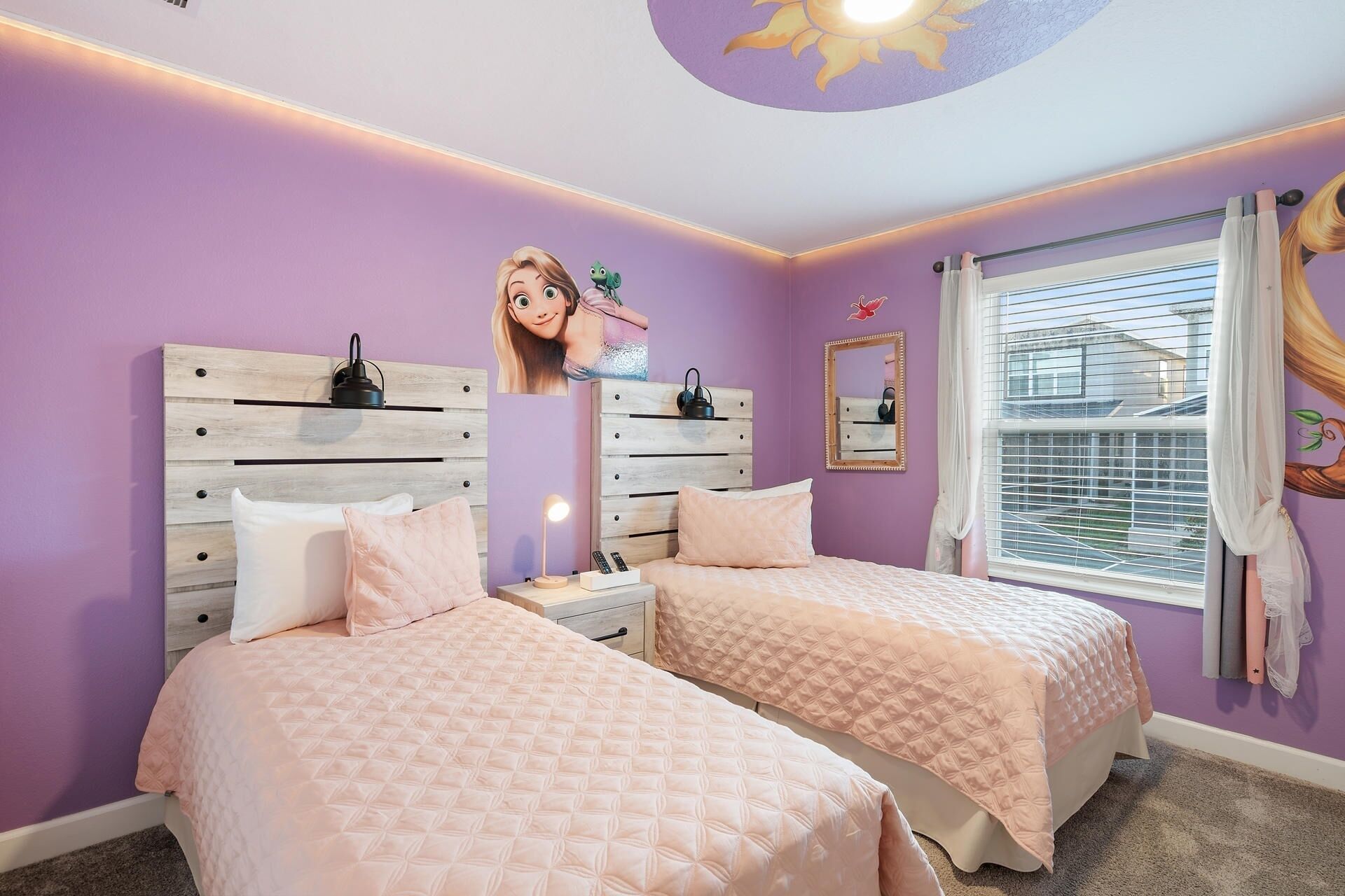 Townhome, 4 Bedrooms | 4 bedrooms, free WiFi