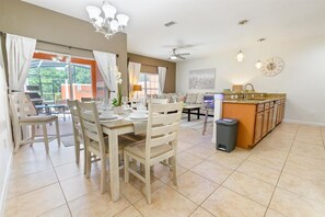 Huis, 4 slaapkamers | Dineren