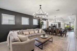 House, 5 Bedrooms | Living area - Solterra Resort 5 bedroom Private Pool/Spa Home 5 Home (Davenport)