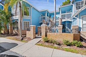 Exterior - Villas at Somerset 3 Bedroom Condo Amenity Access 3 Condo (Kissimmee)