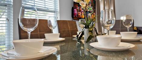 Townhome, 4 Bedrooms | Dining