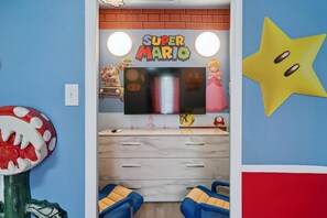 Kondominium, 3 kamar tidur | Area anak-anak