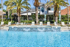 Pool - Private Pool~Sleeps 10~Golf Cart 6 Passenger Included~Walk to beach (Destin)