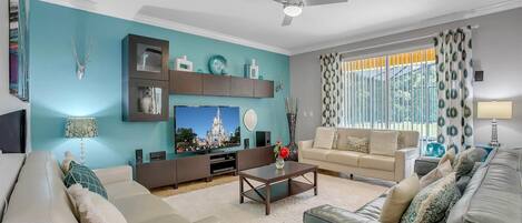 Casa, 6 habitaciones | Área de sala de estar