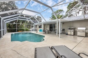 House, 2 Bedrooms | Pool