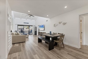 Condo, 2 Bedrooms | Dining - Venice Beach Two Bedroom Private Condo with Community Pool, Gulf Beach Access and Water Views! 2 Condo (Venice)