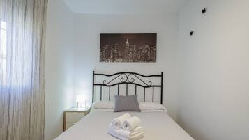 4 slaapkamers, een strijkplank/strijkijzer, wifi, beddengoed