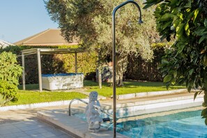 Pool - Country House 'Tranquilidad' with Private Pool, Wi-Fi and Air Conditioning (Hacienda de Tarazona)