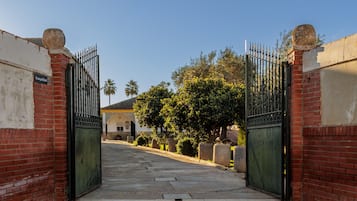 Enceinte de lâhĂ©bergement