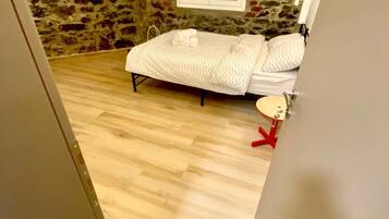 1 bedroom, iron/ironing board, free WiFi, bed sheets