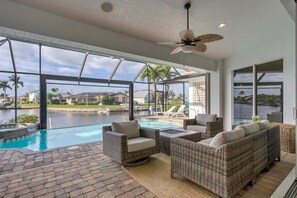House, 3 Bedrooms | Pool - Sandpiper Sanctuary -waterfront Luxury With Private Pool, Spa & Dock 3 Bedroom Home (Punta Gorda)