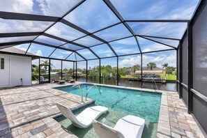 House, 3 Bedrooms | Pool - Port Charlotte Private Pool And Dock Vacation Home - Canal Access To Charlotte Harbor! 3 Bedroom Home (Port Charlotte)