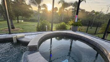 House, 3 Bedrooms | Pool