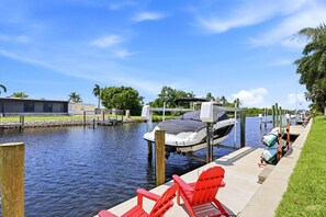 Unclassified image, 2 of 40, button - Punta Gorda 3-Bedroom Canalfront Pool Vacation Home with Dock 3 Home (Punta Gorda)
